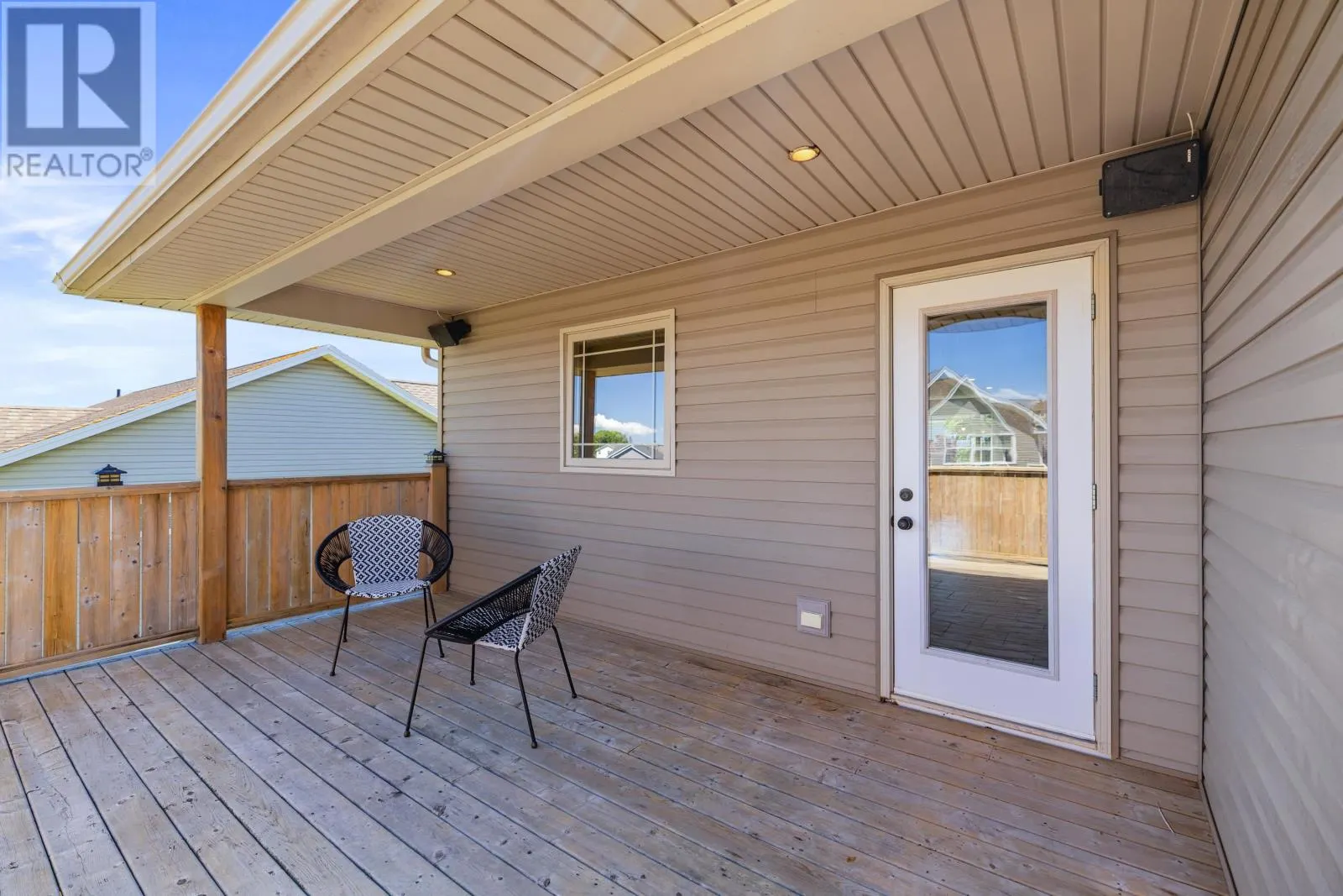15 Larkspur Street