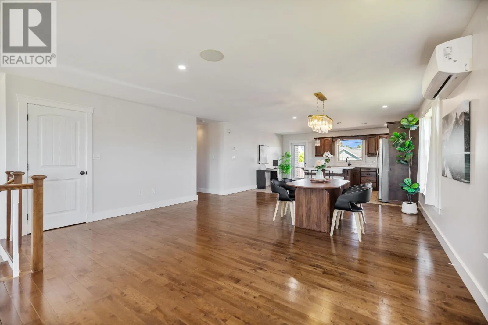 15 Larkspur Street