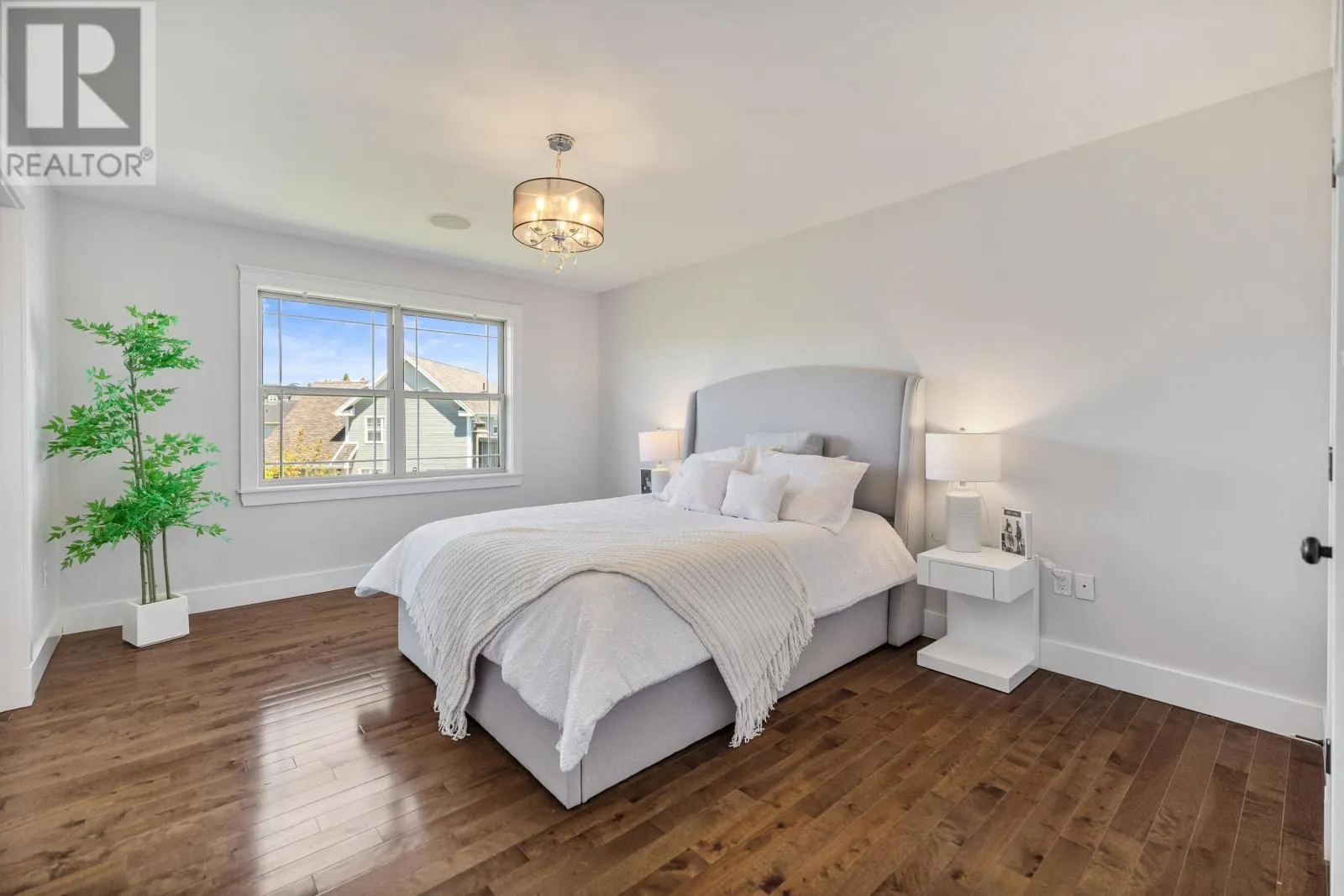 15 Larkspur Street