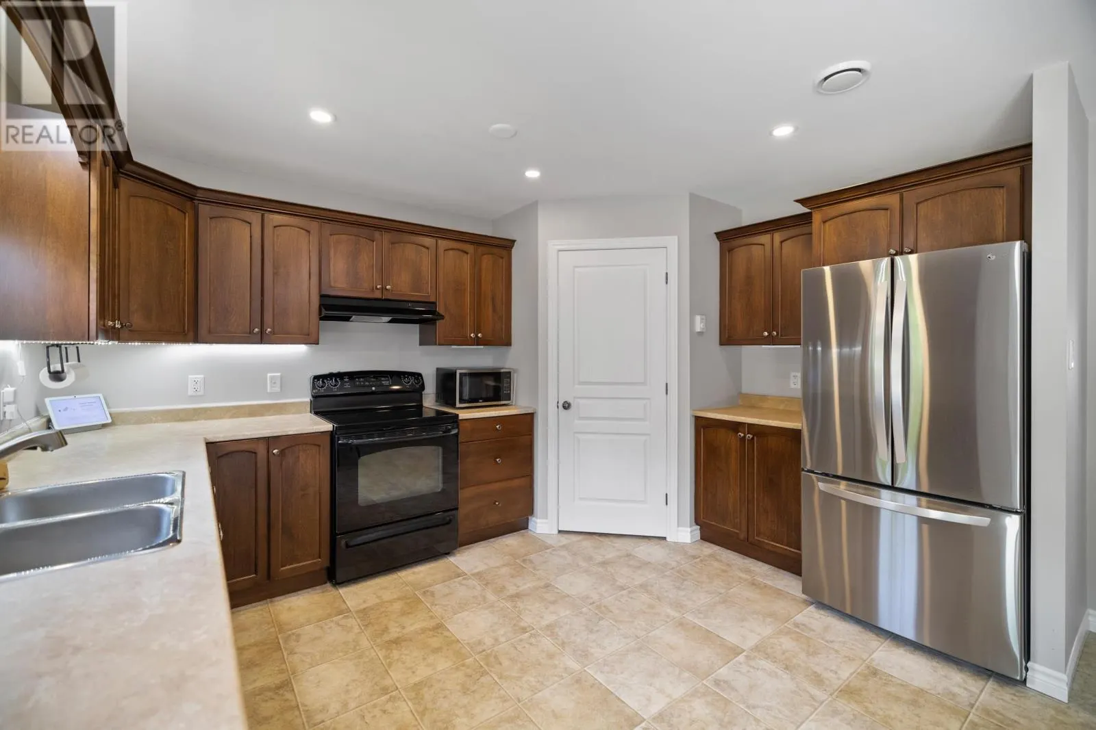 24 Longboat Drive