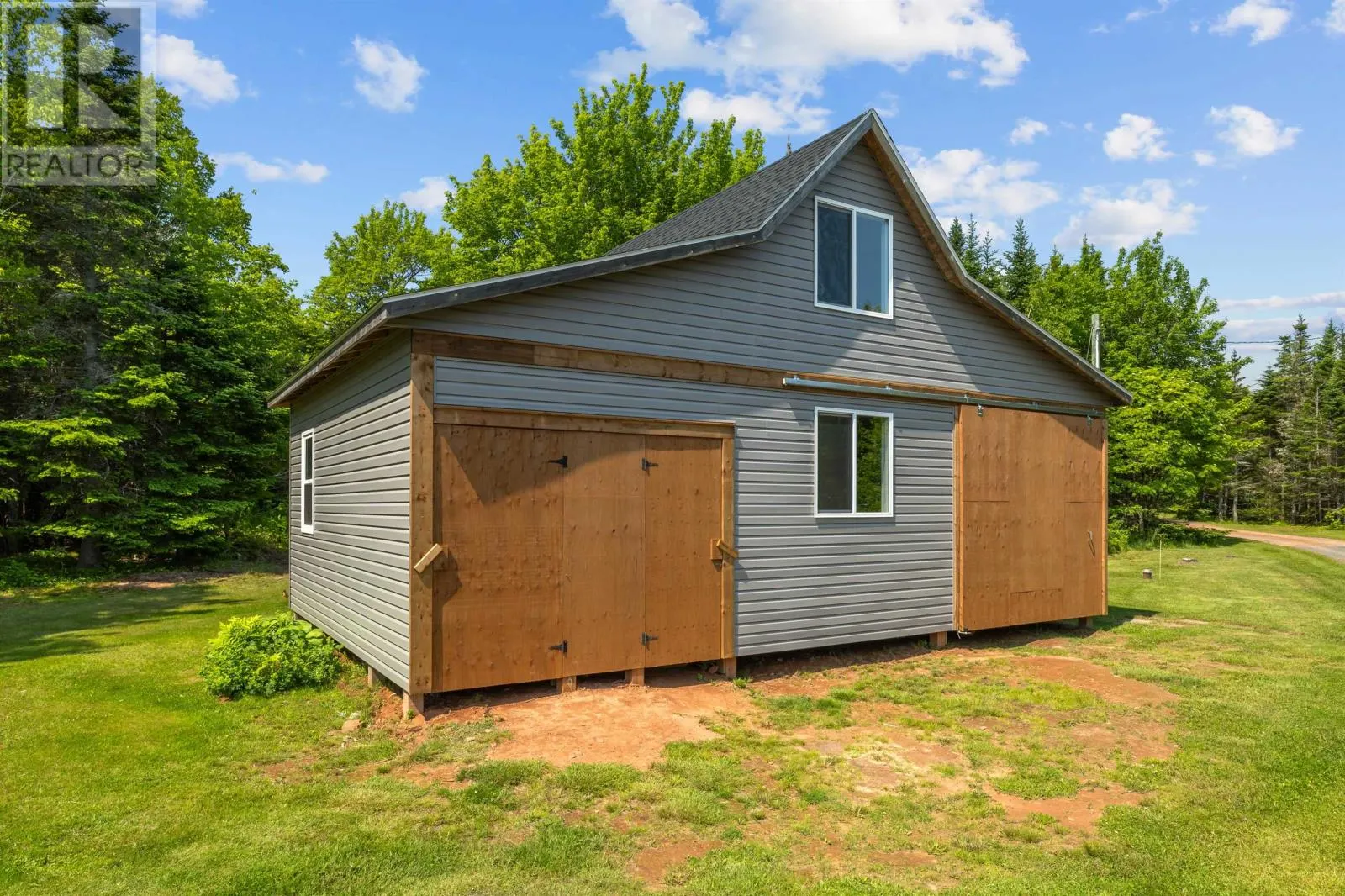 555 ST. CHARLES Road