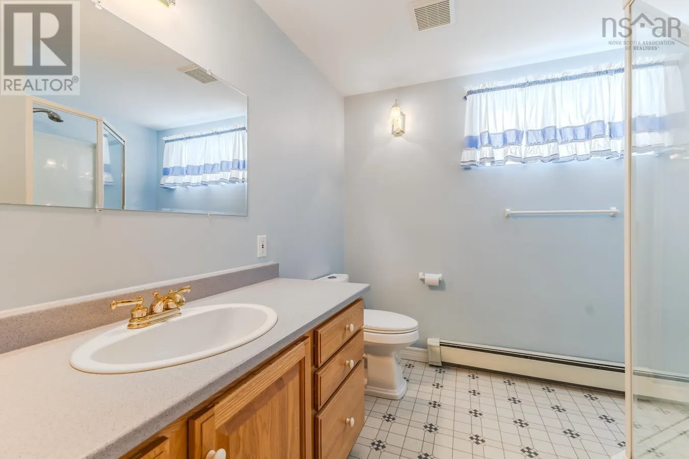 40 Silverwood Dr.