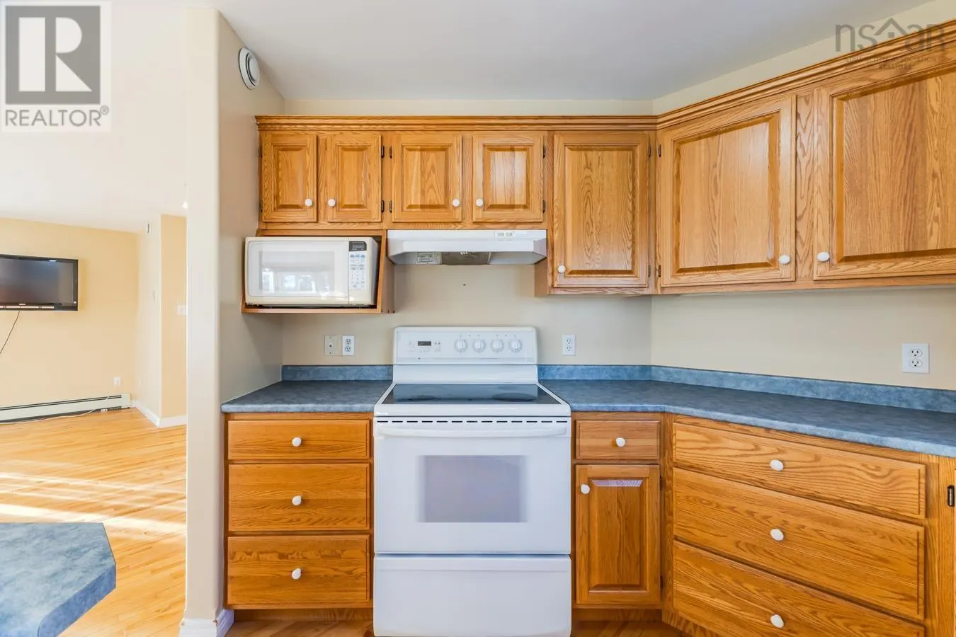40 Silverwood Dr.