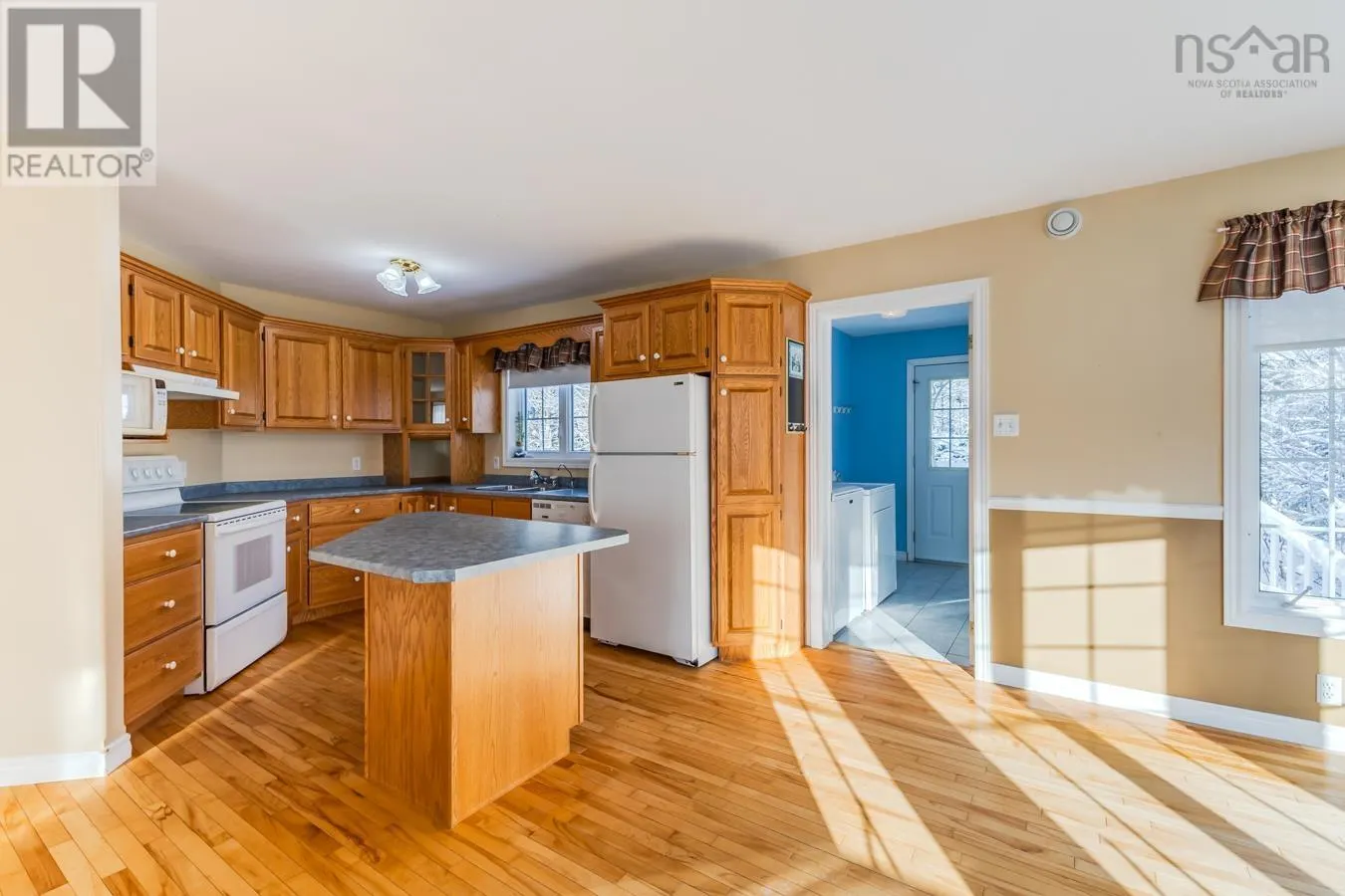 40 Silverwood Dr.