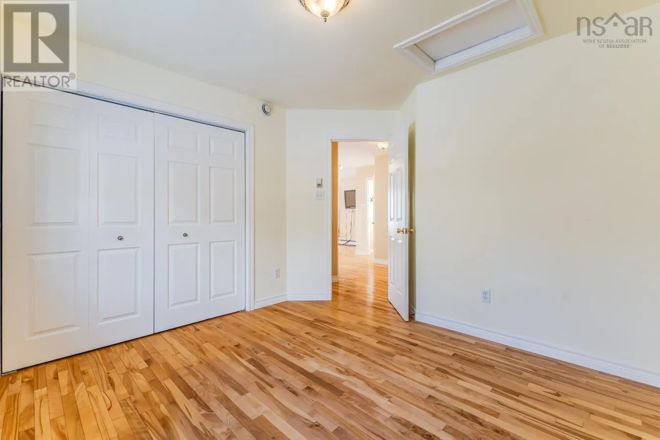 40 Silverwood Dr.