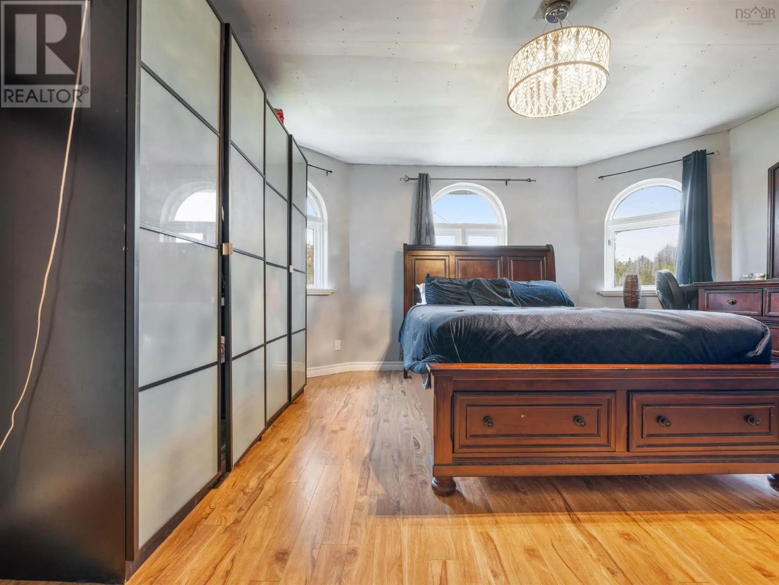 4427 Pictou Road