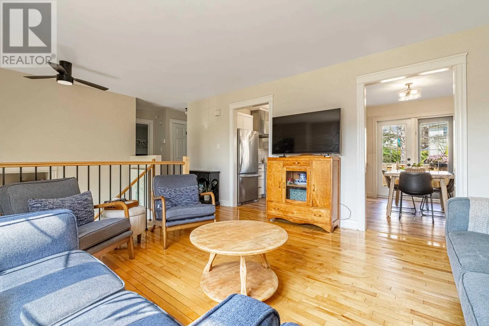 200 WESTRIDGE Crescent