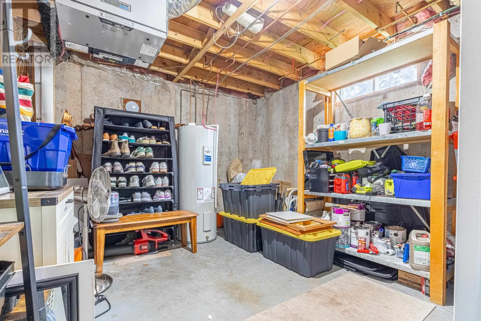 200 WESTRIDGE Crescent