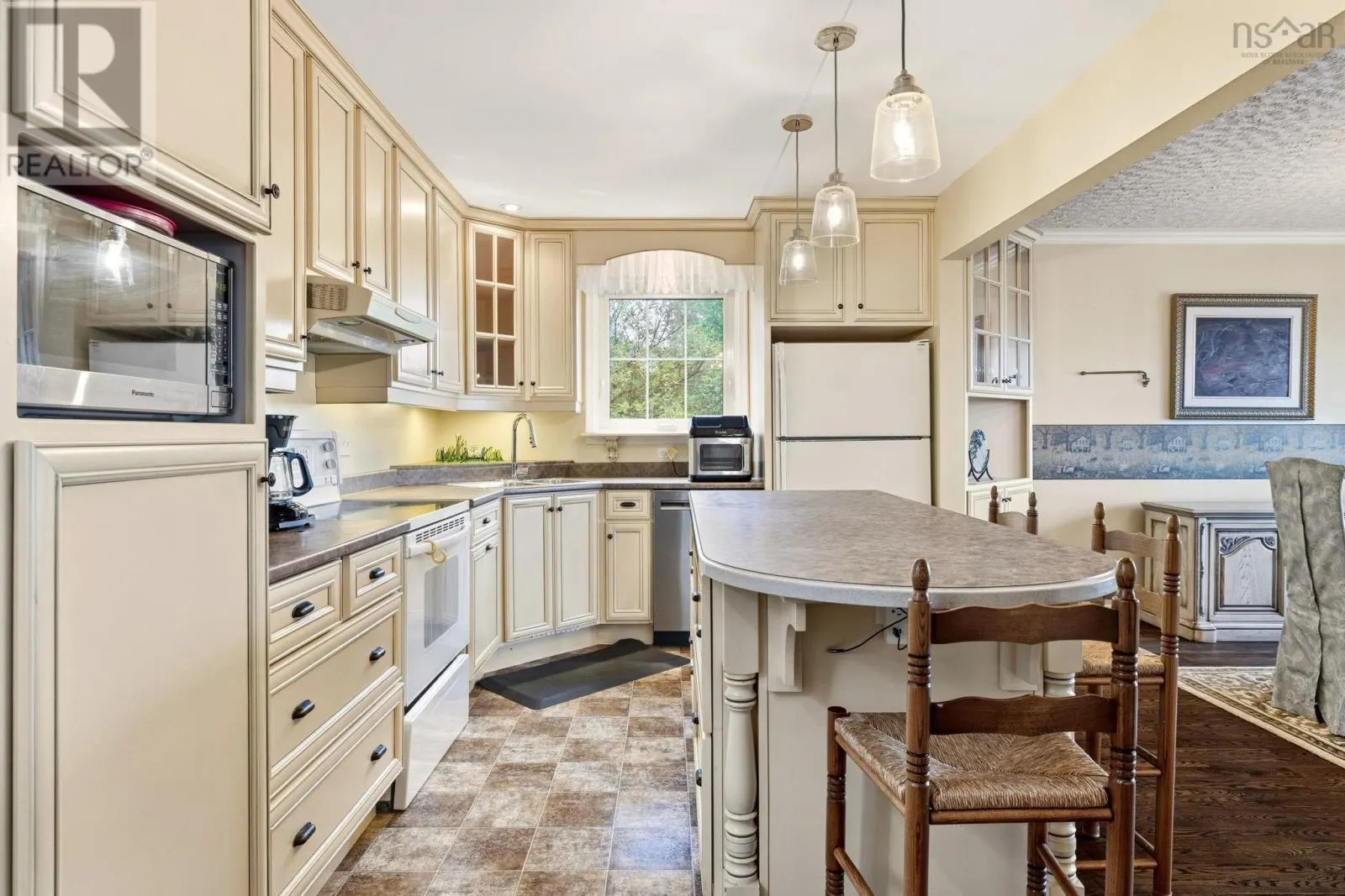 114 Regal Road