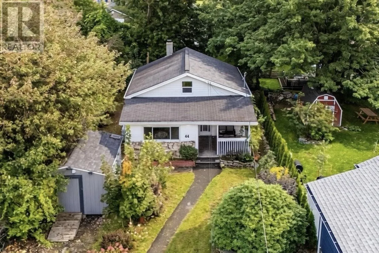 44 Courtney Road