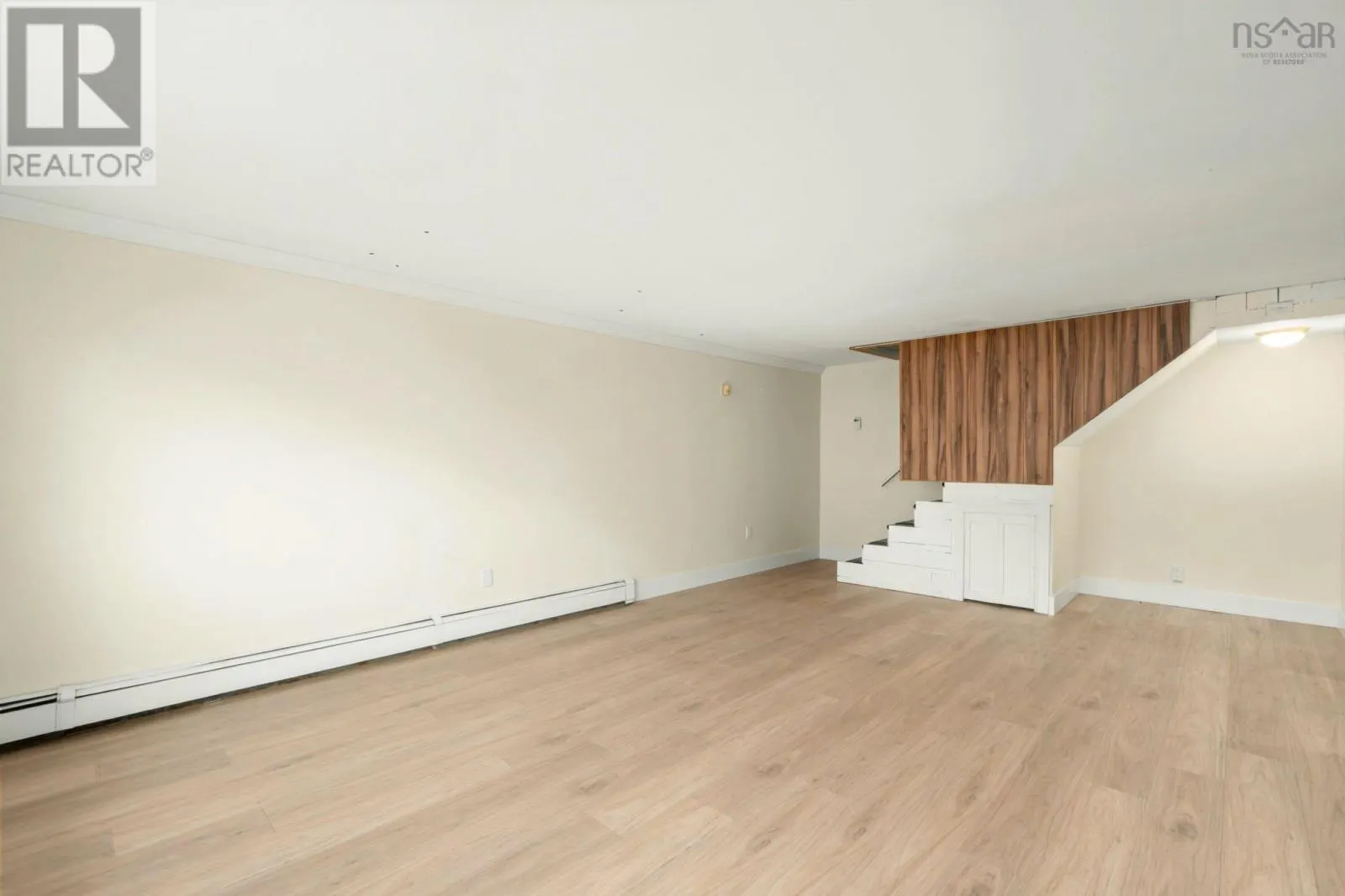 44 Courtney Road