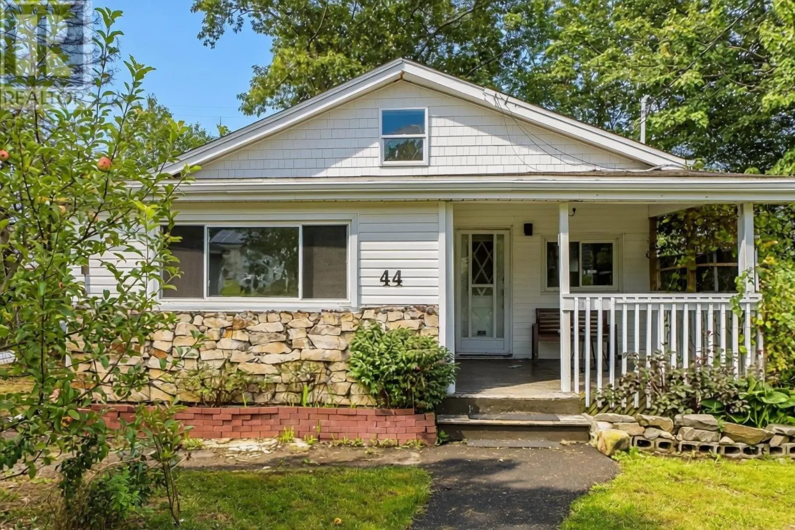 44 Courtney Road
