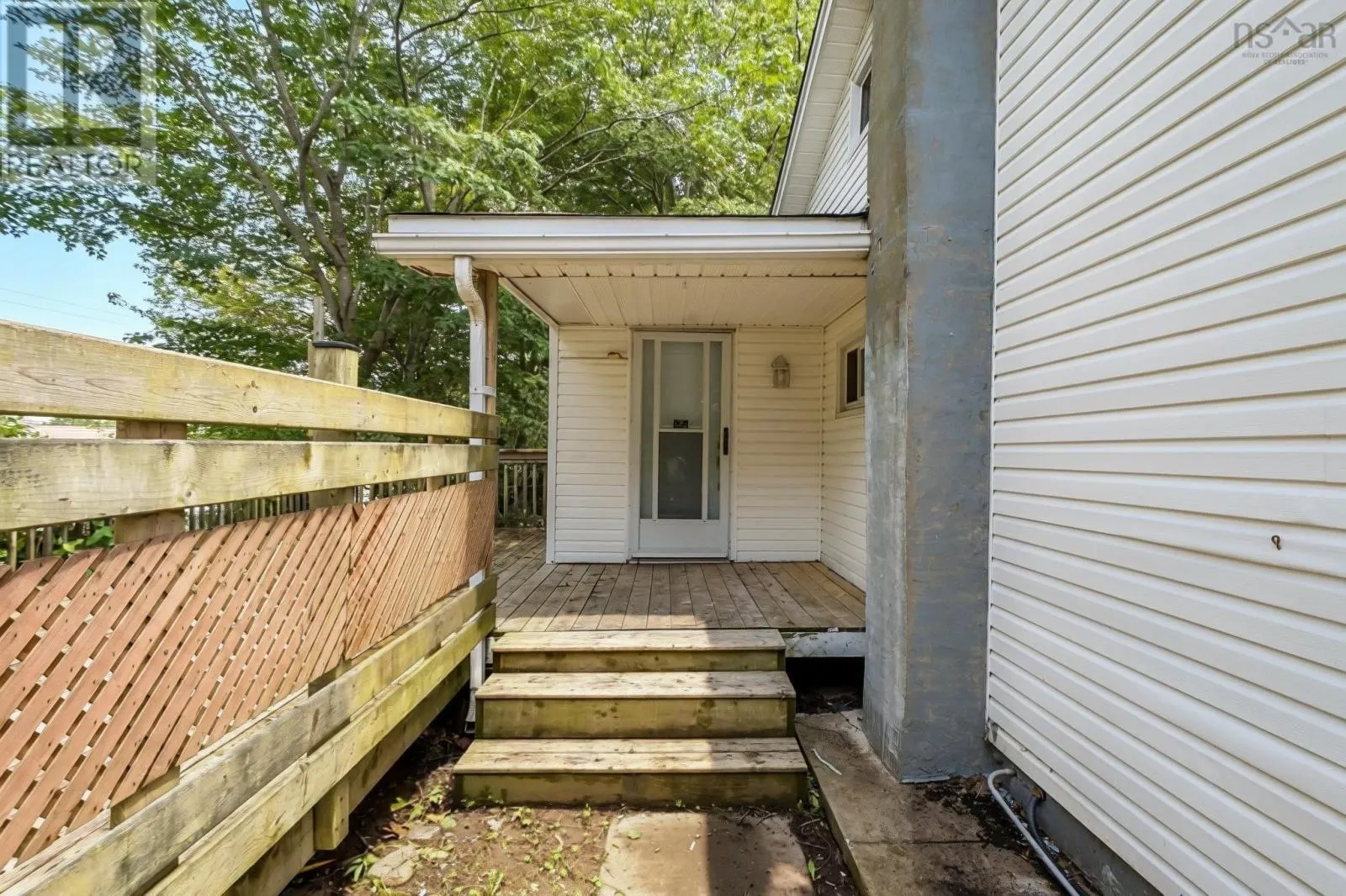 44 Courtney Road