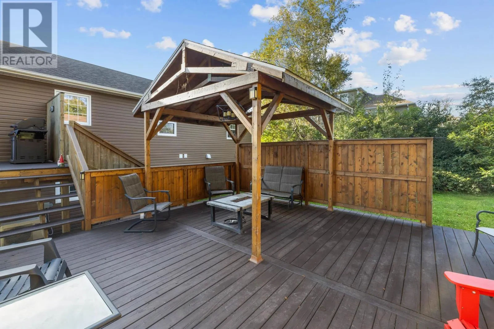 18 Cedar Avenue