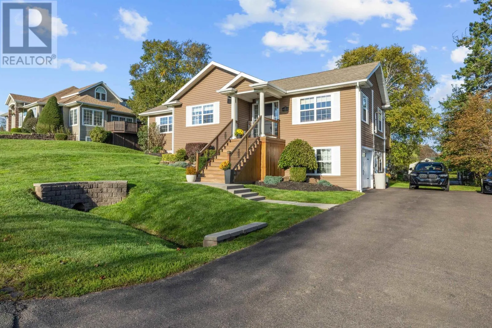 18 Cedar Avenue