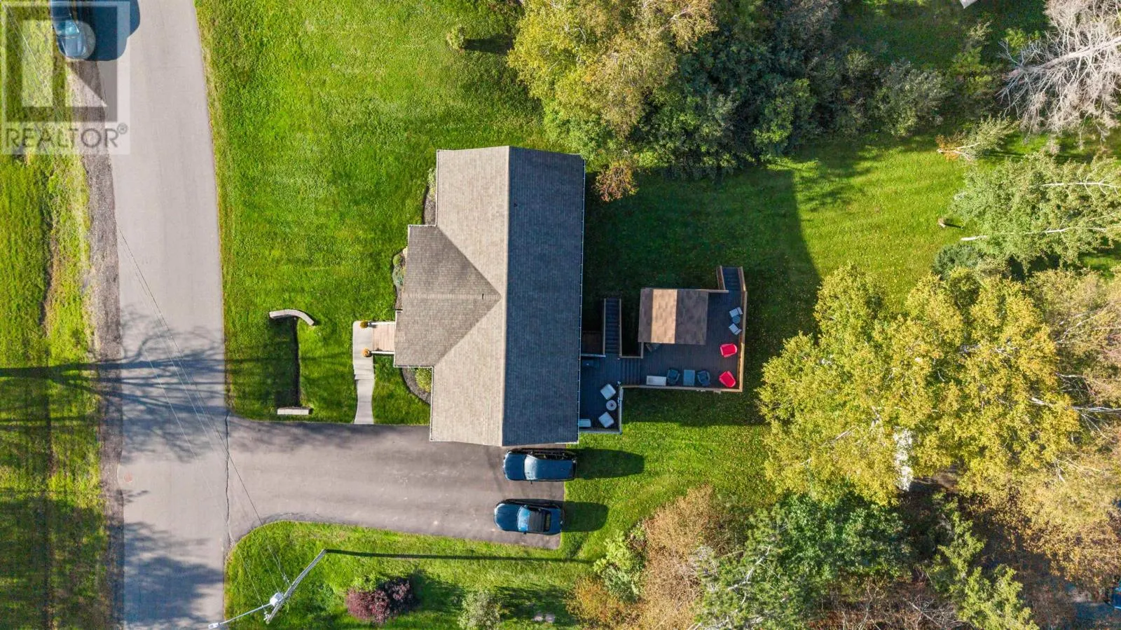 18 Cedar Avenue