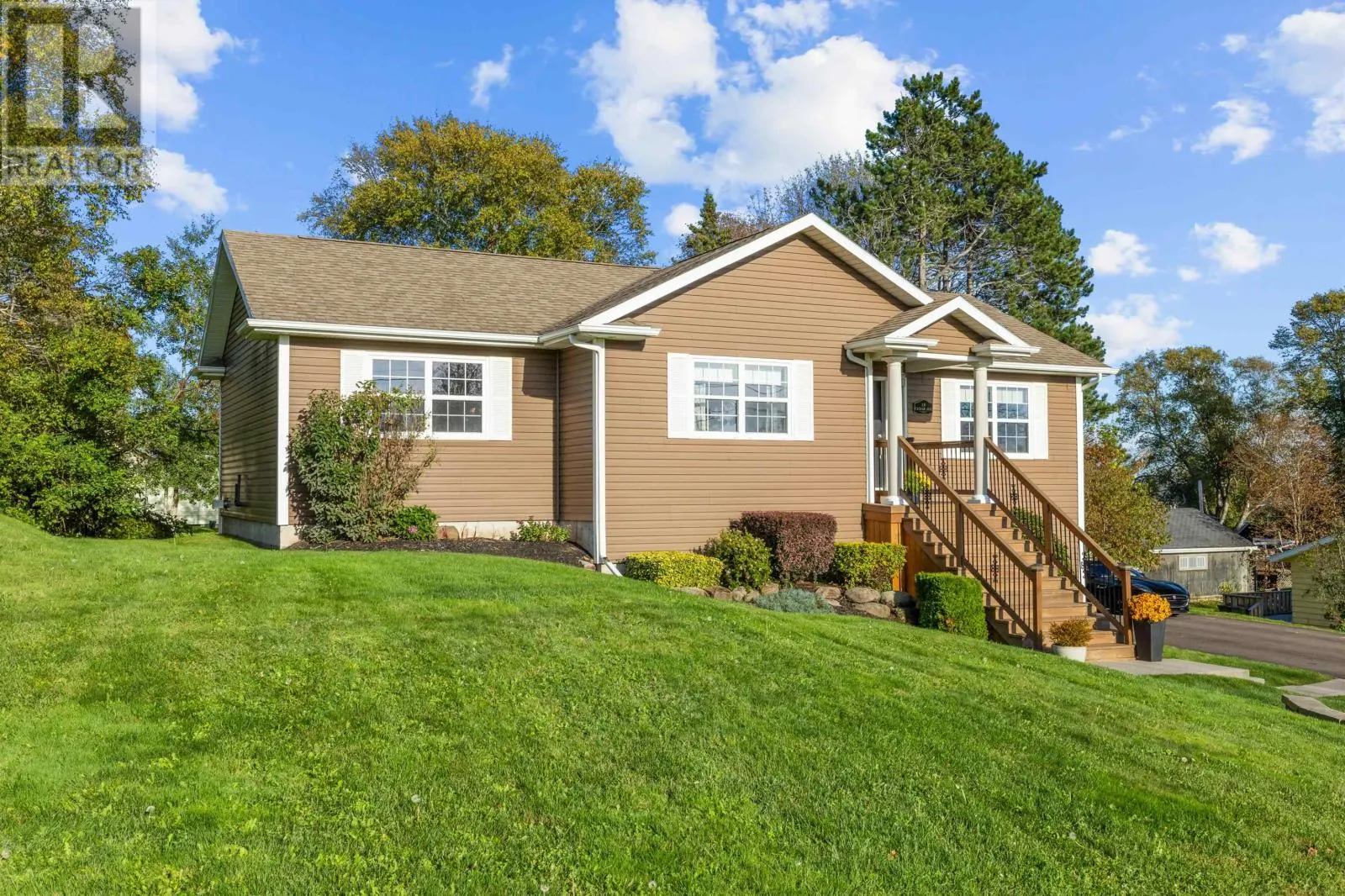 18 Cedar Avenue