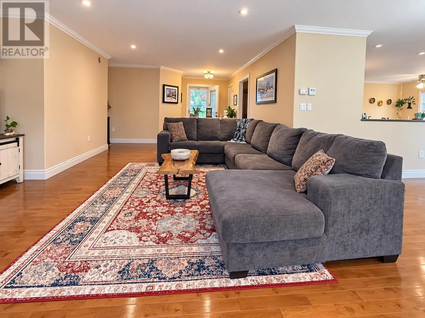 21 Hillside Meadows Drive