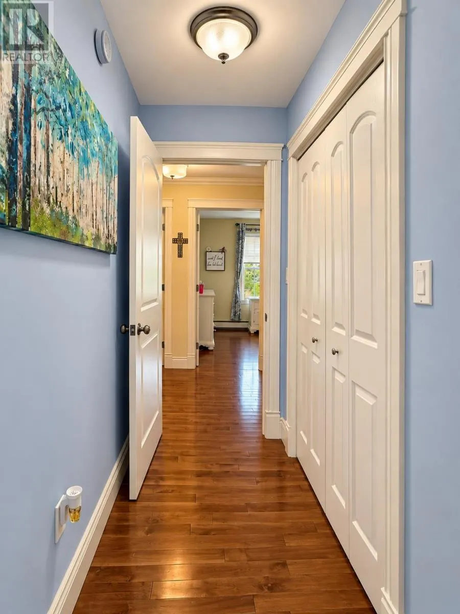 21 Hillside Meadows Drive