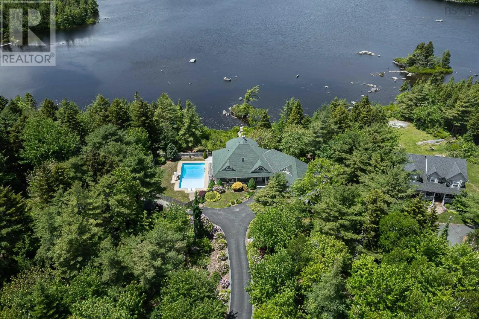 243 Lakeshore Drive