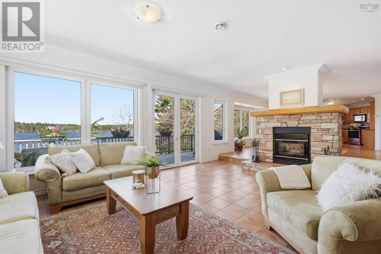 243 Lakeshore Drive