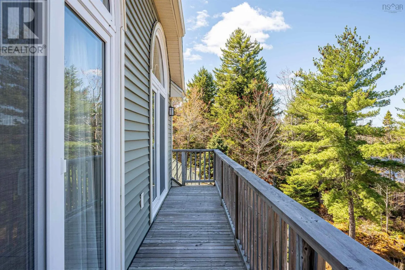 243 Lakeshore Drive
