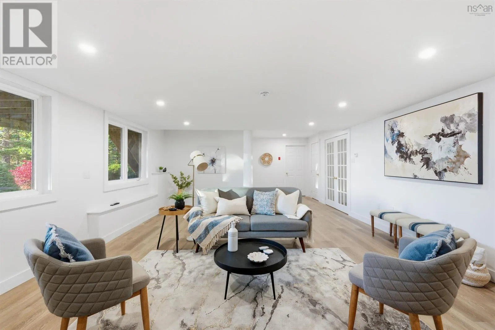 243 Lakeshore Drive
