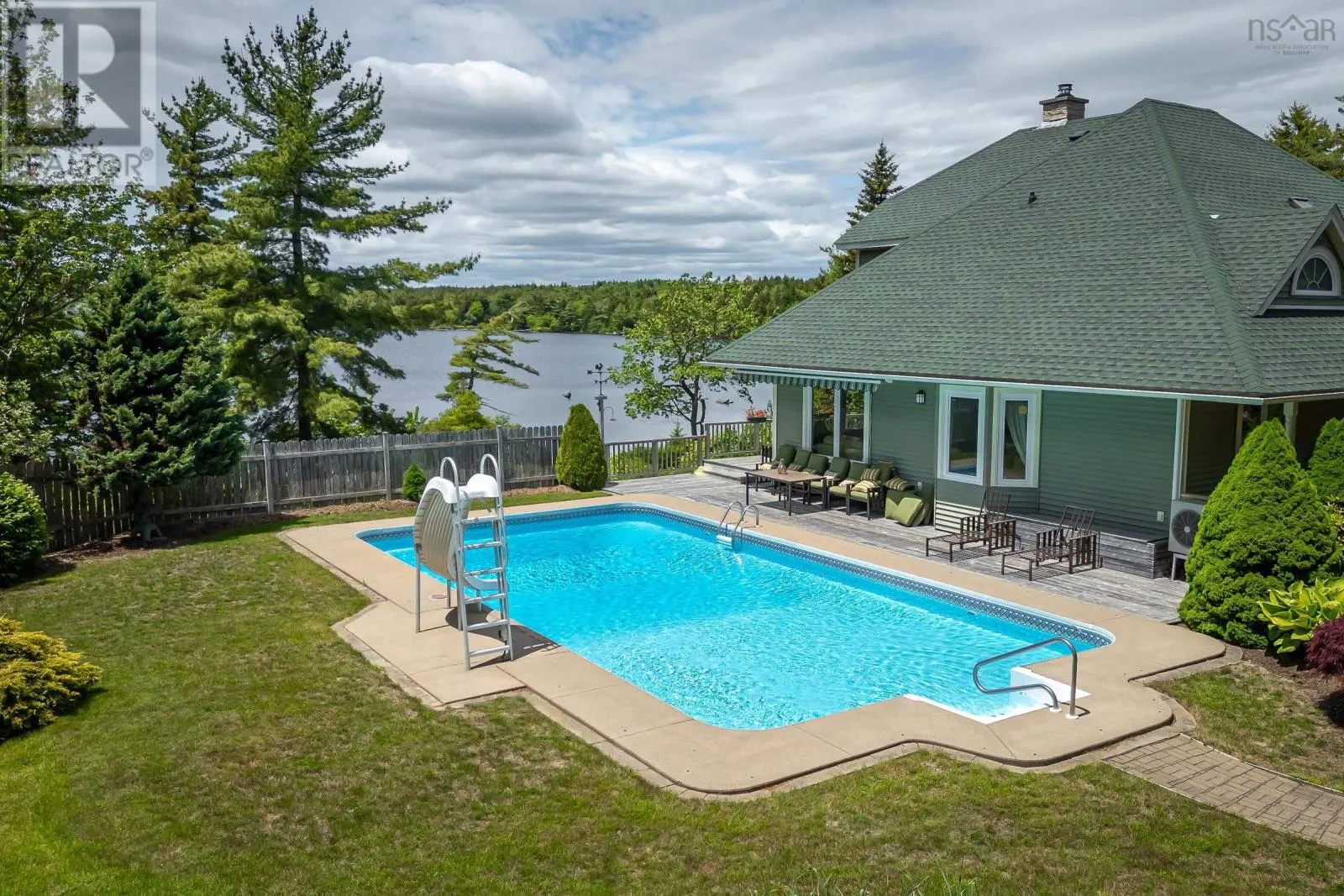 243 Lakeshore Drive