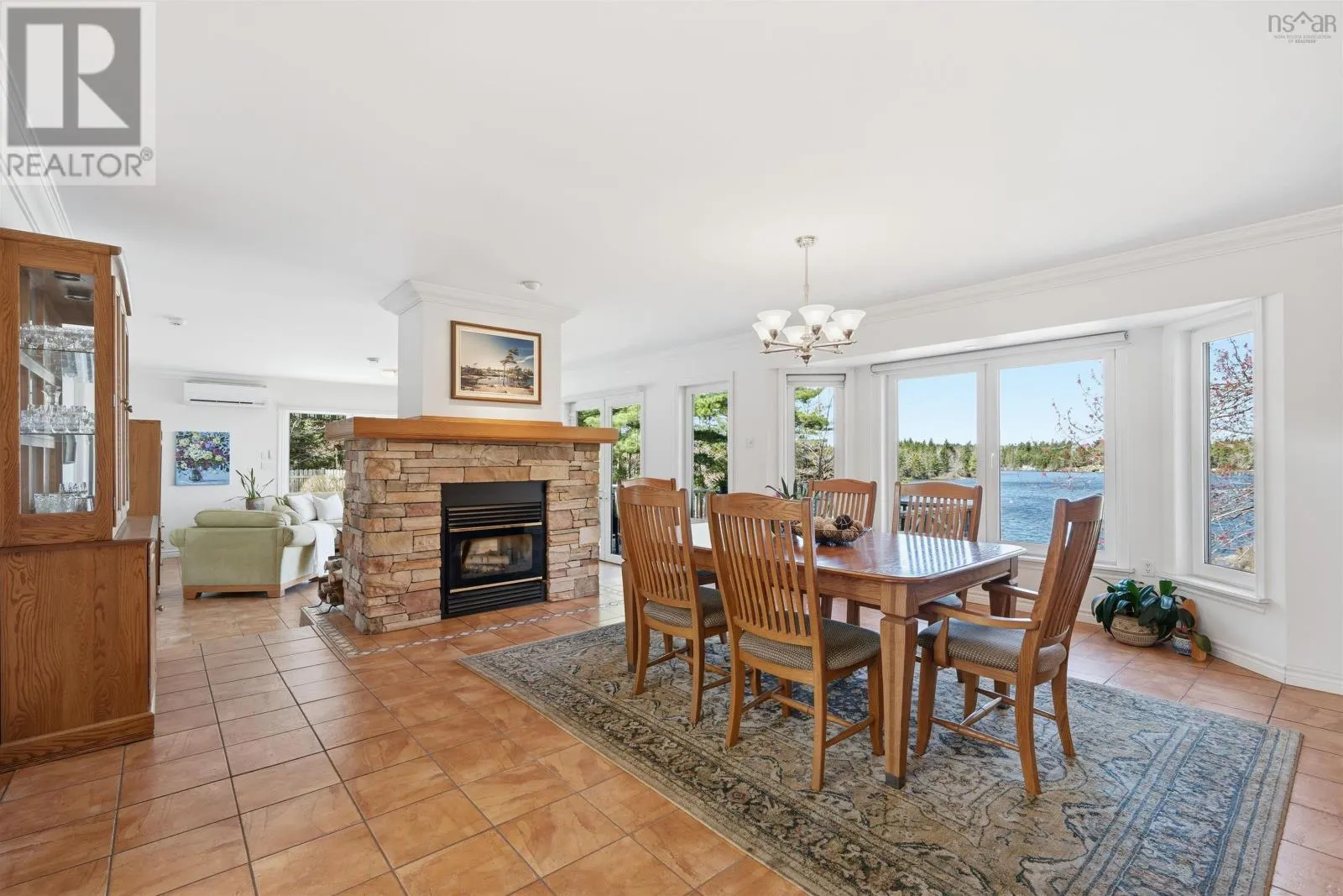 243 Lakeshore Drive