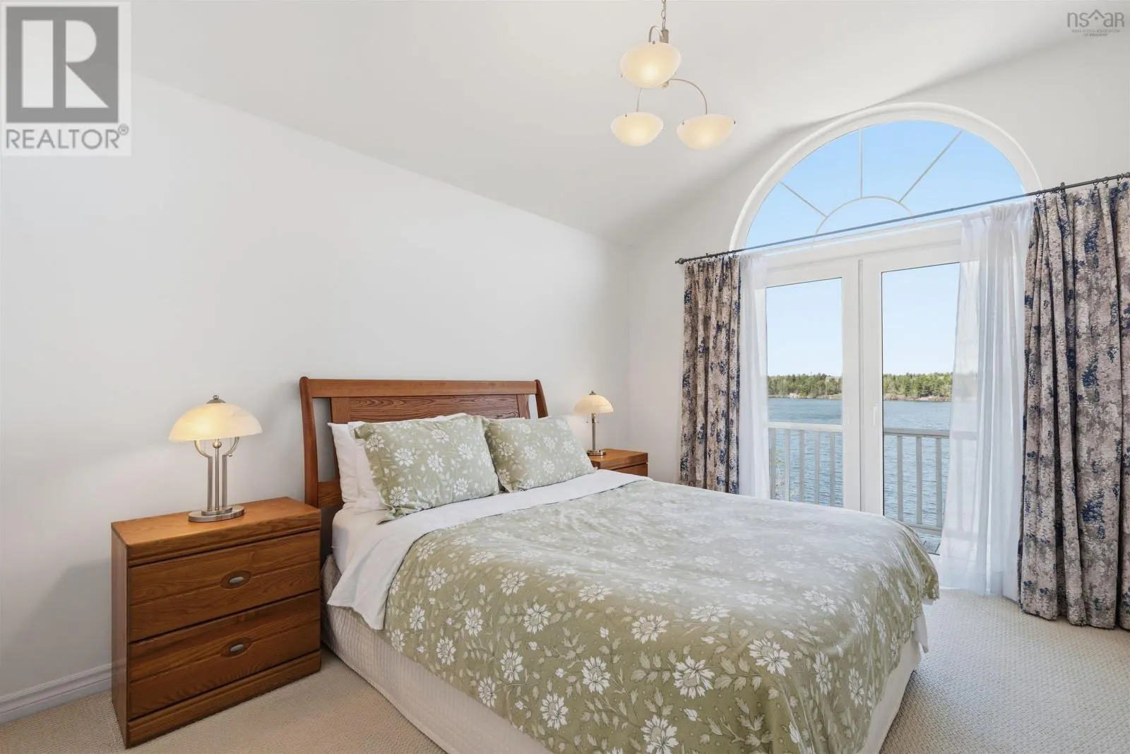 243 Lakeshore Drive