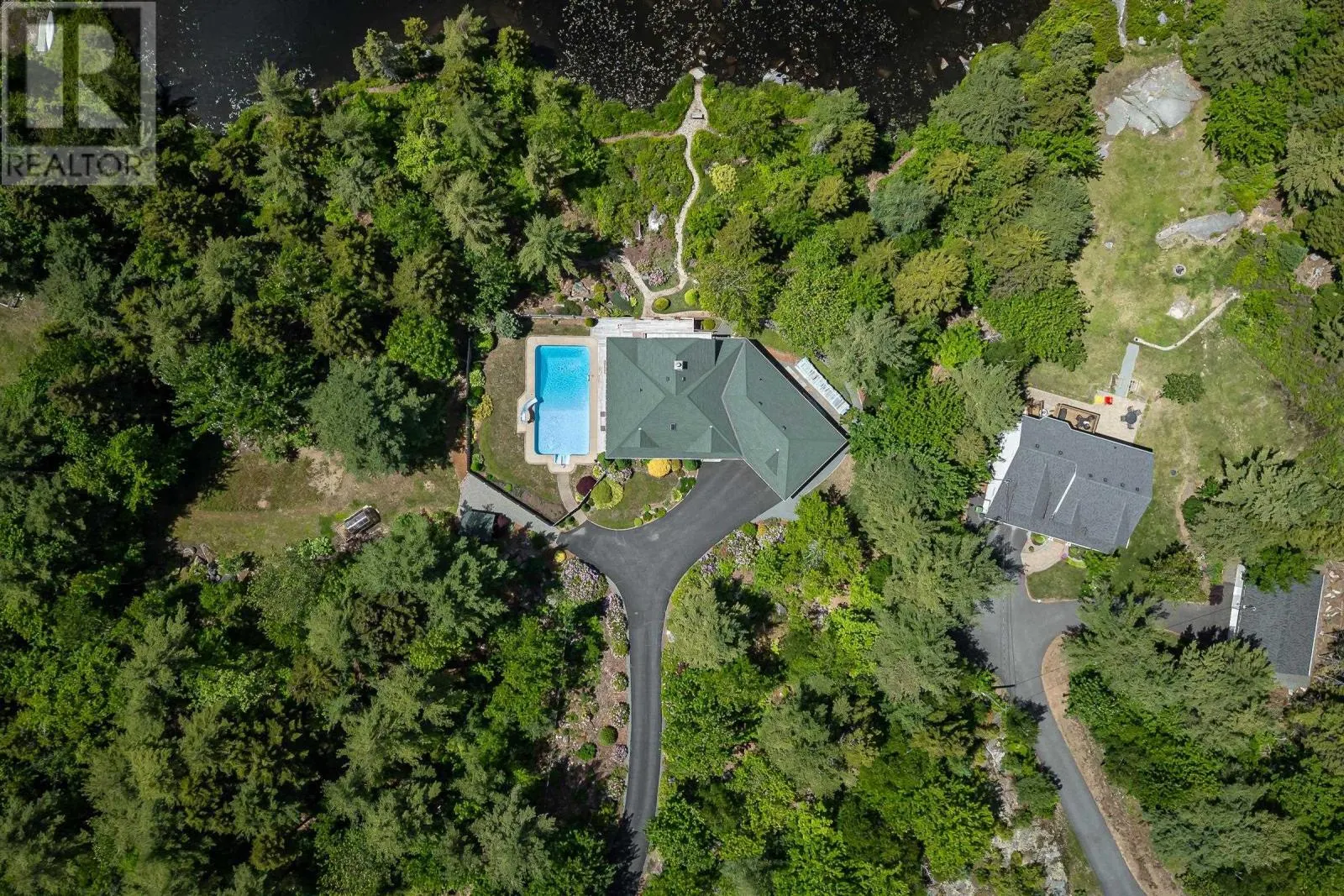 243 Lakeshore Drive