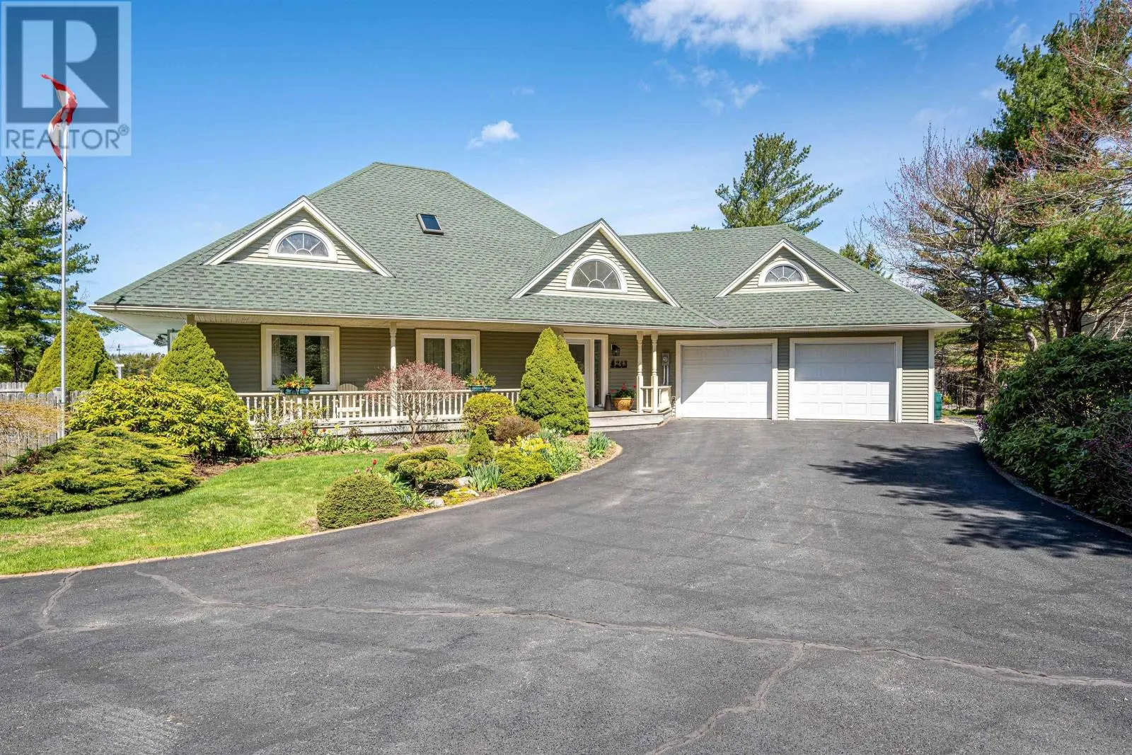 243 Lakeshore Drive