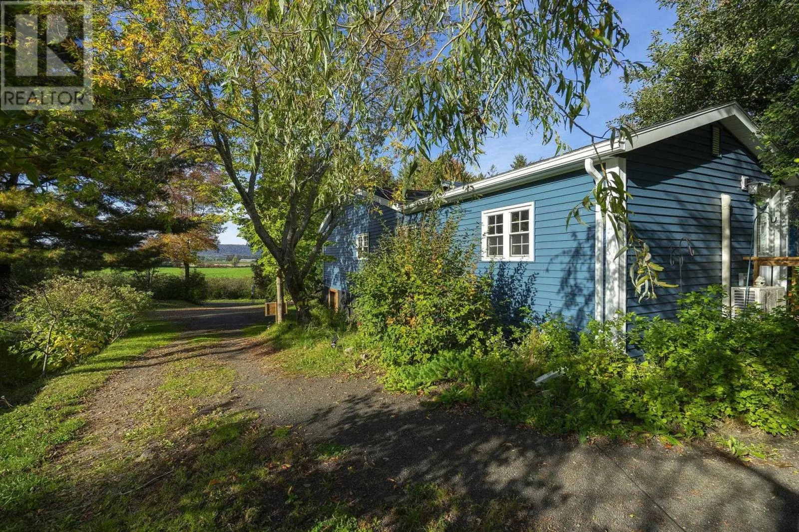 1260 Highway 201