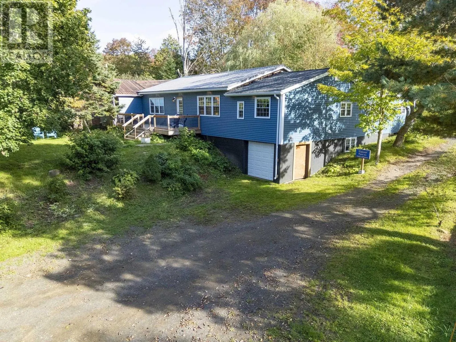 1260 Highway 201
