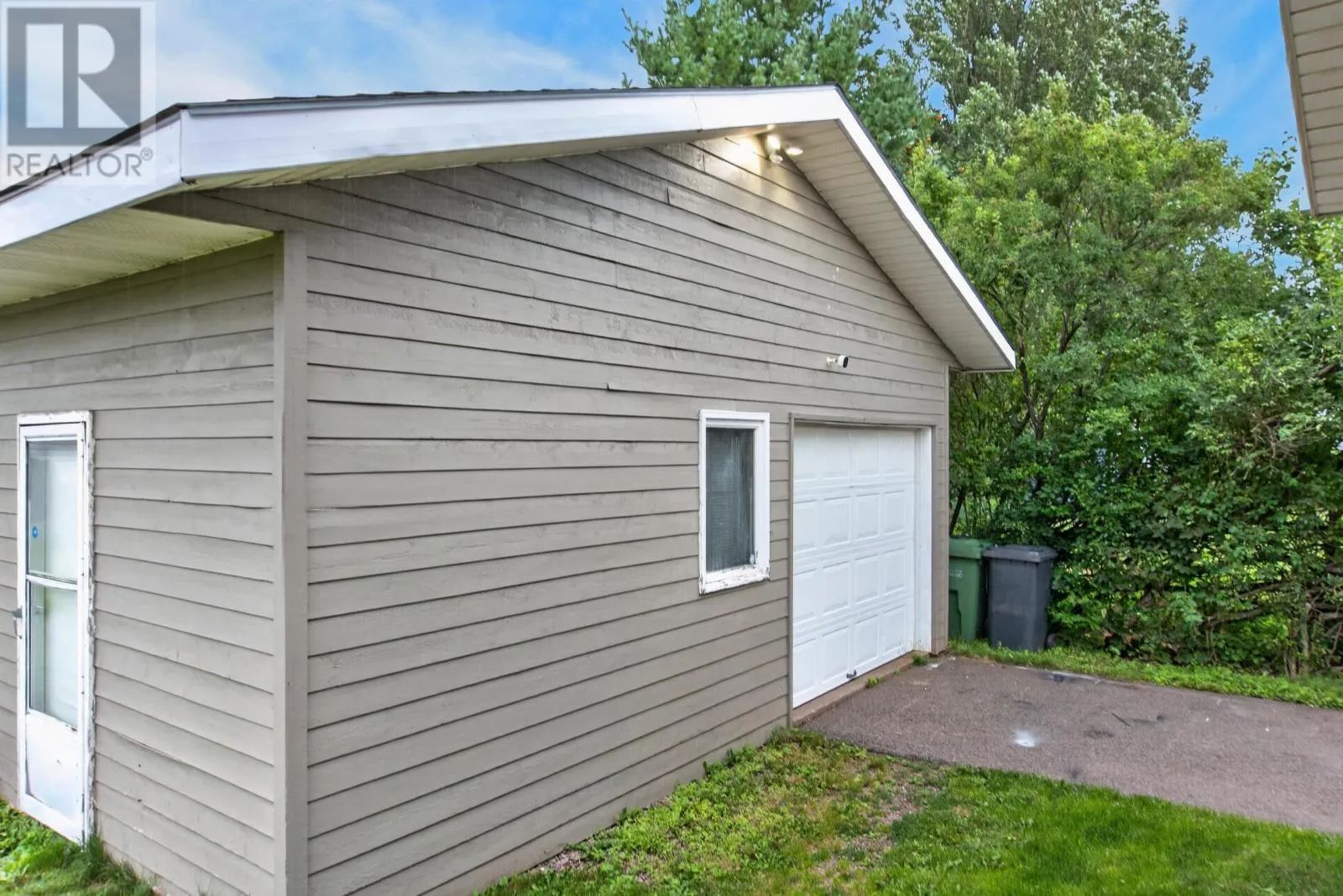 226 Arcona Street