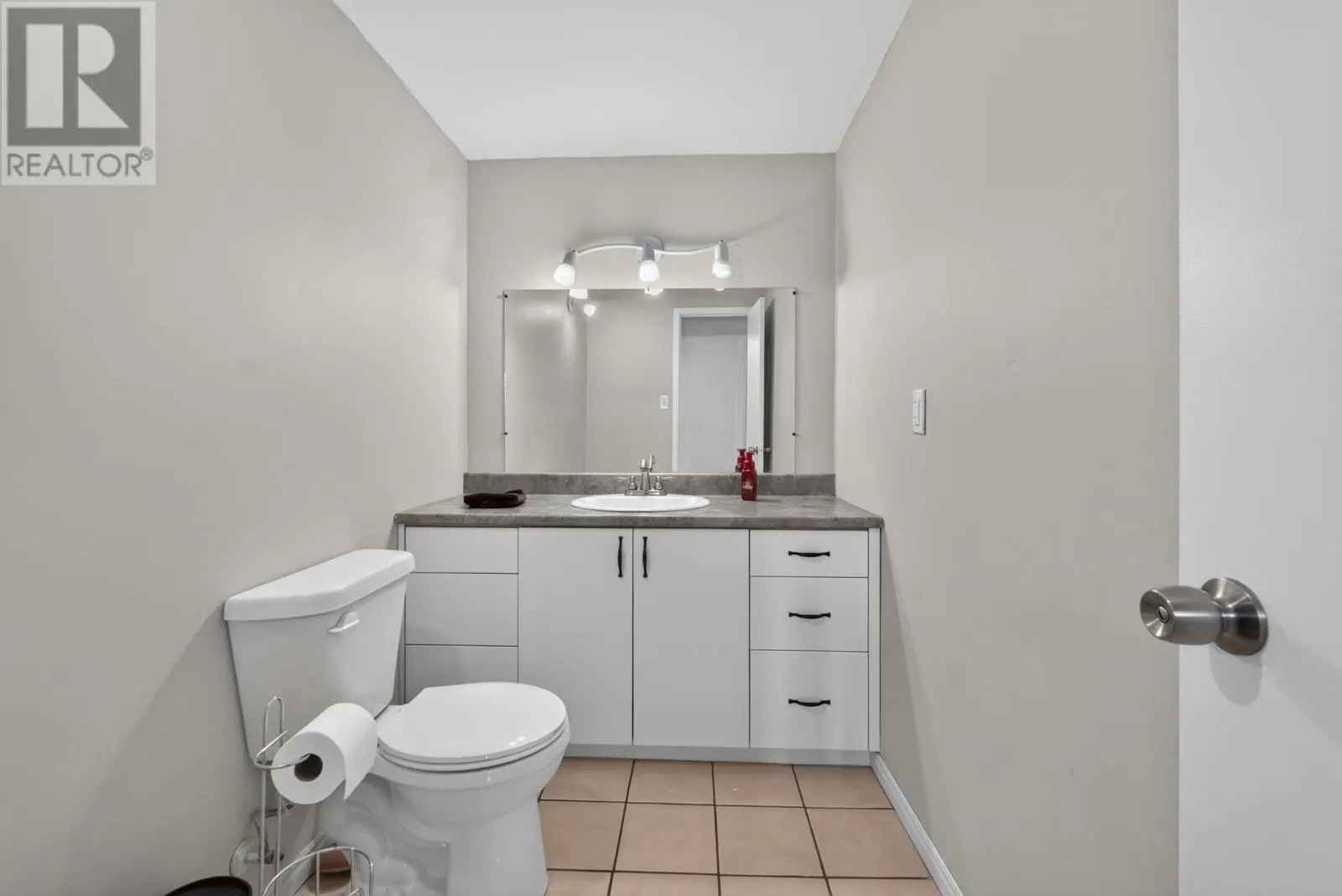 226 Arcona Street