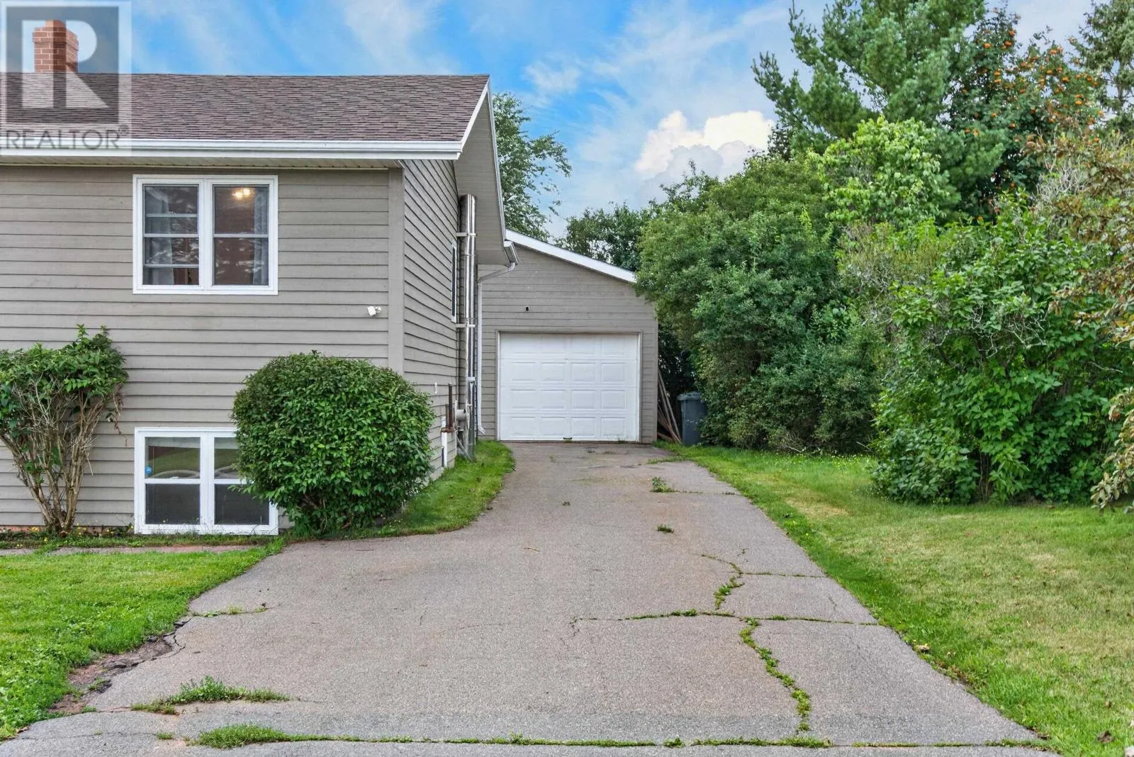 226 Arcona Street