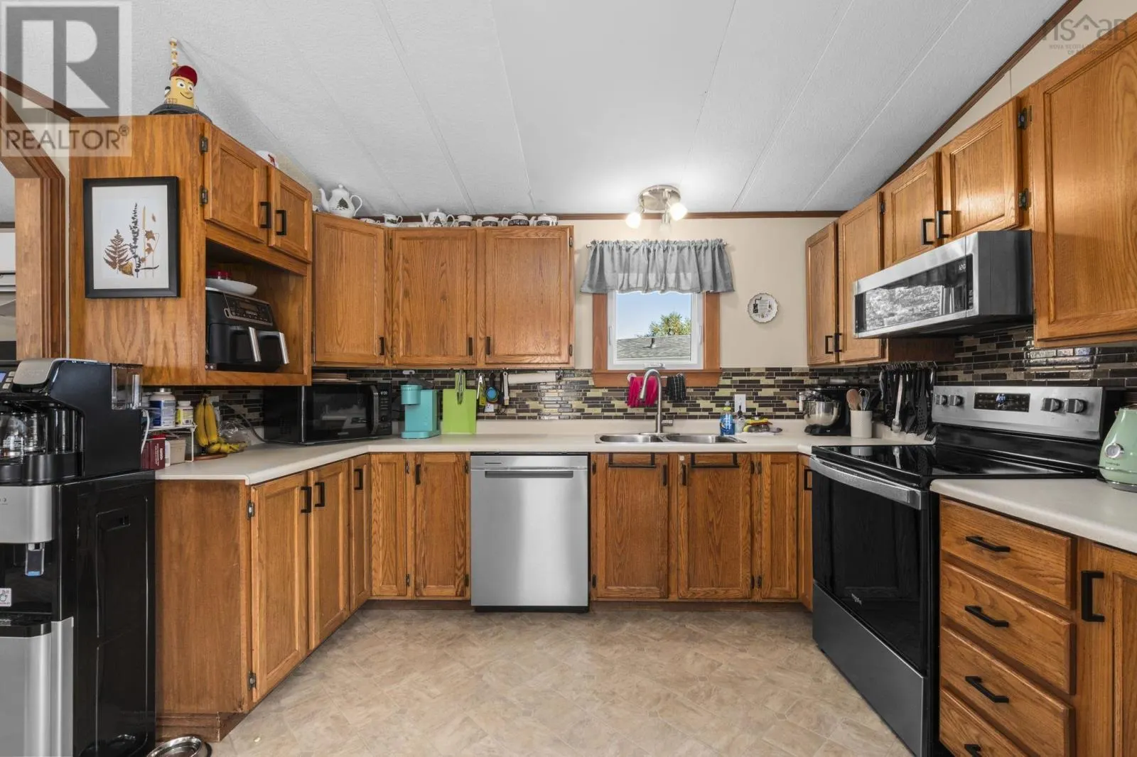 47 Earleton Avenue