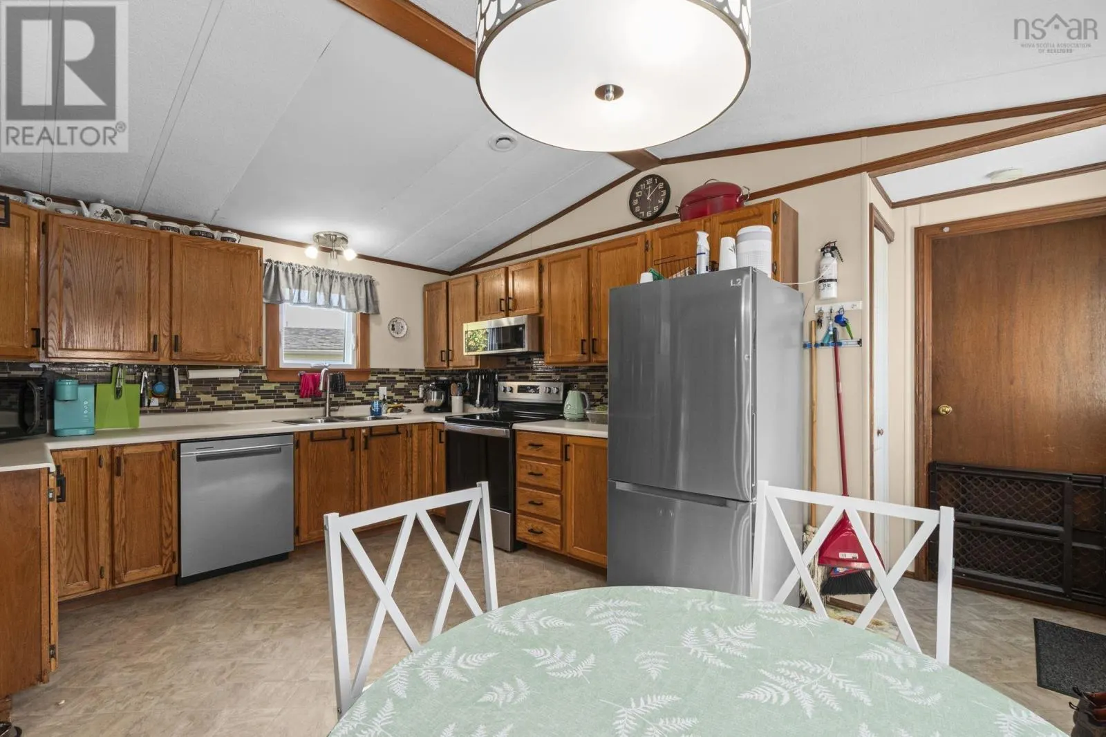 47 Earleton Avenue