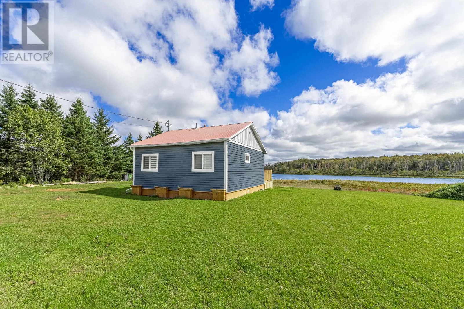 220 Thompson Point Road