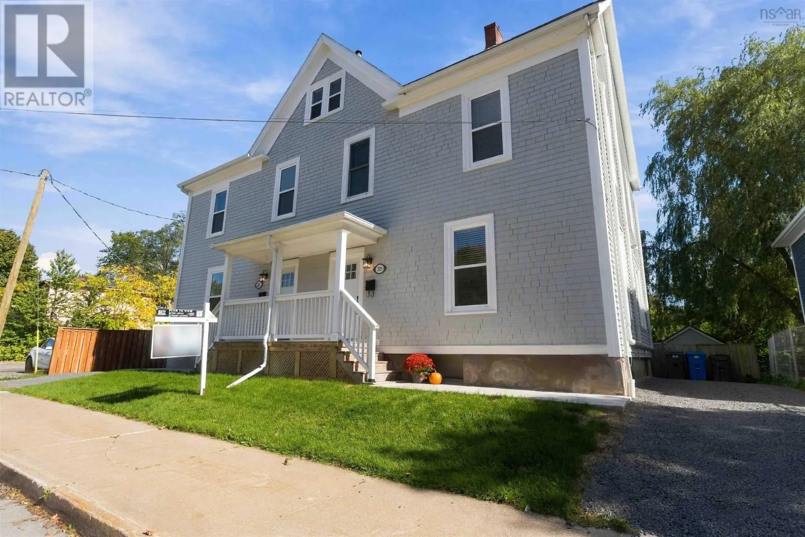 203/205 Gray Street