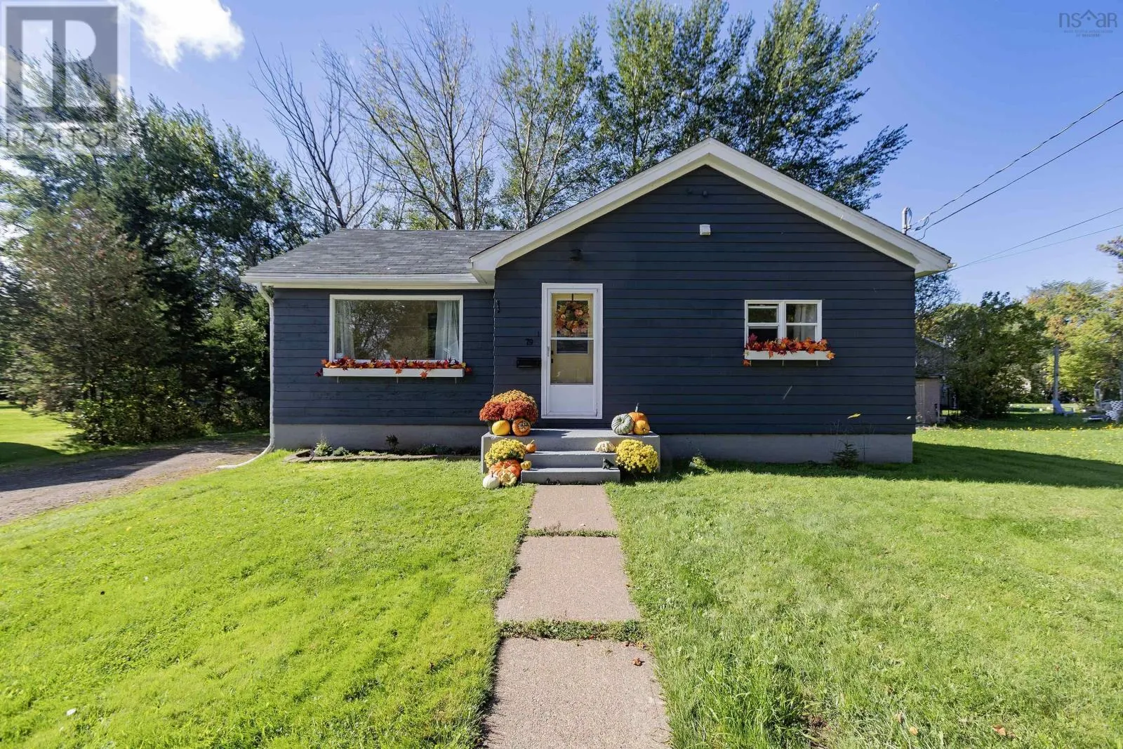 79 Hickman Street