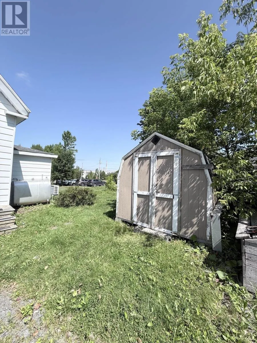 5 Fraser Lane
