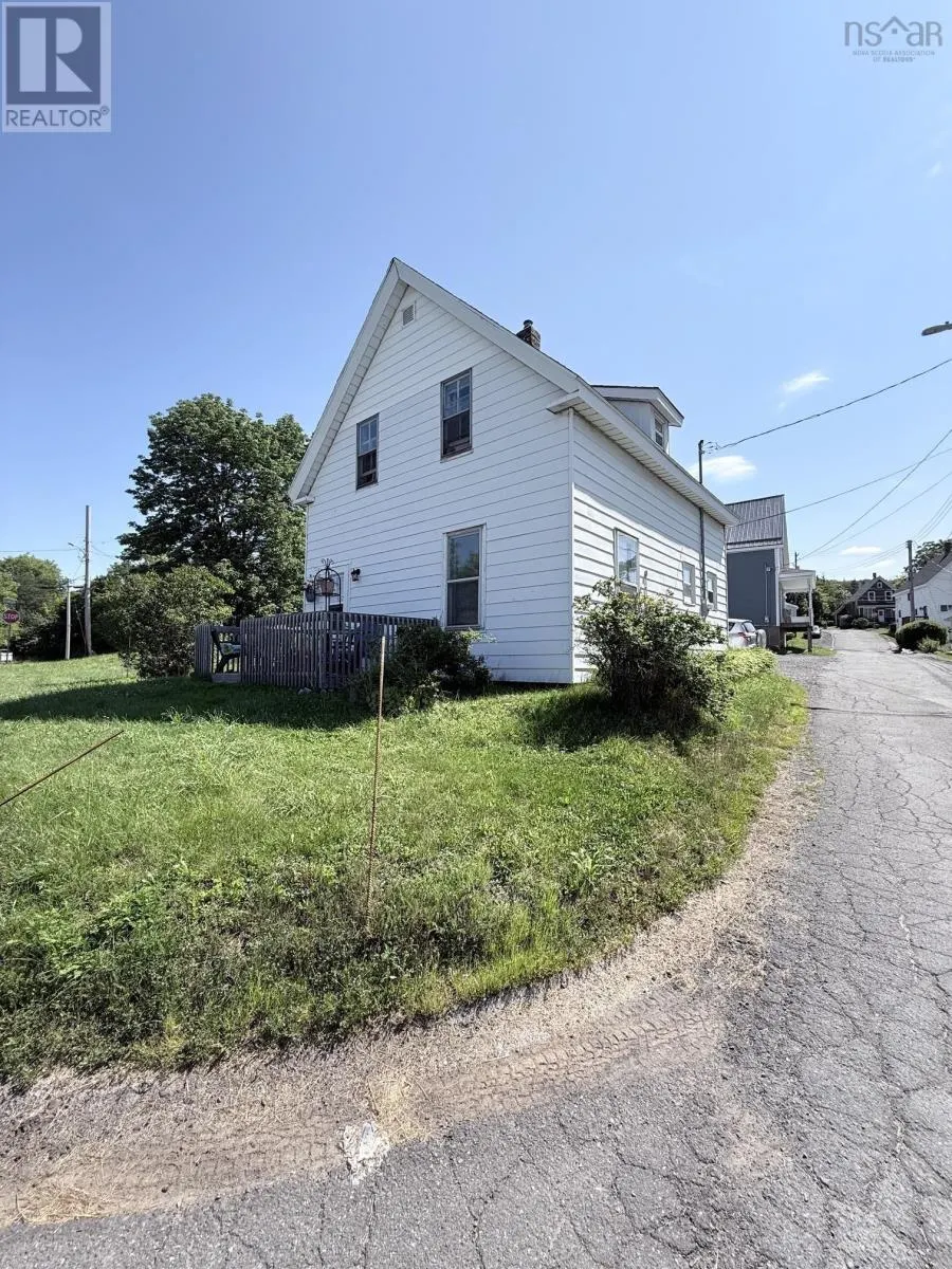 5 Fraser Lane