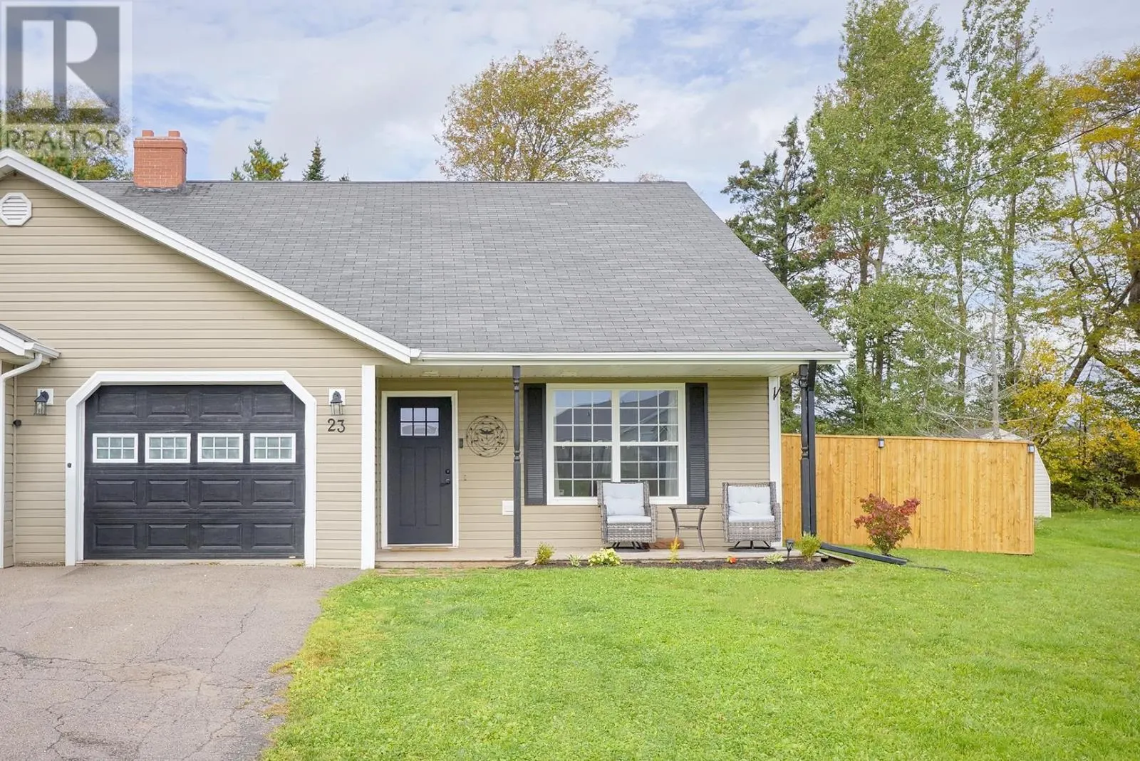 23 Heatherway Drive