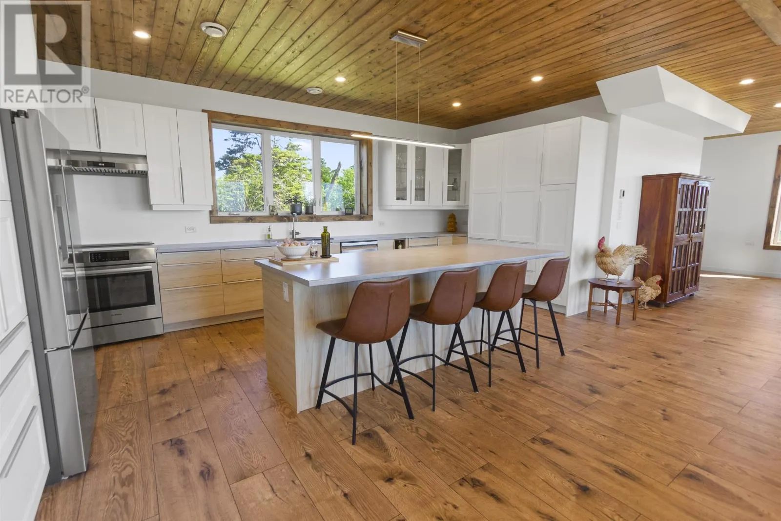 280 Lighthouse Road