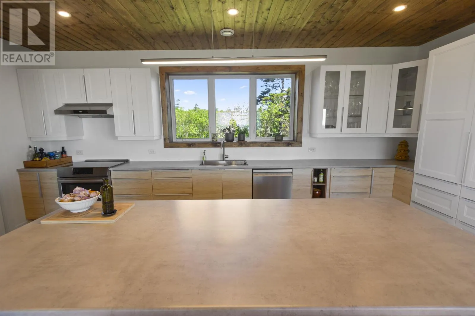 280 Lighthouse Road