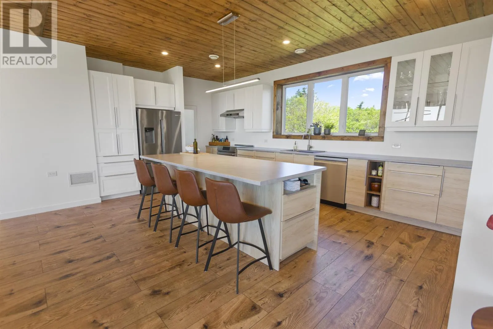 280 Lighthouse Road