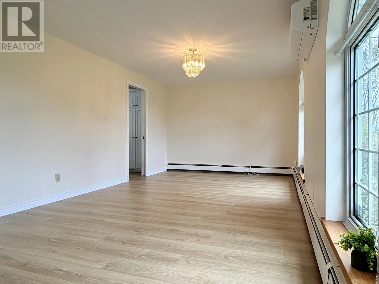 687 Coxheath Road