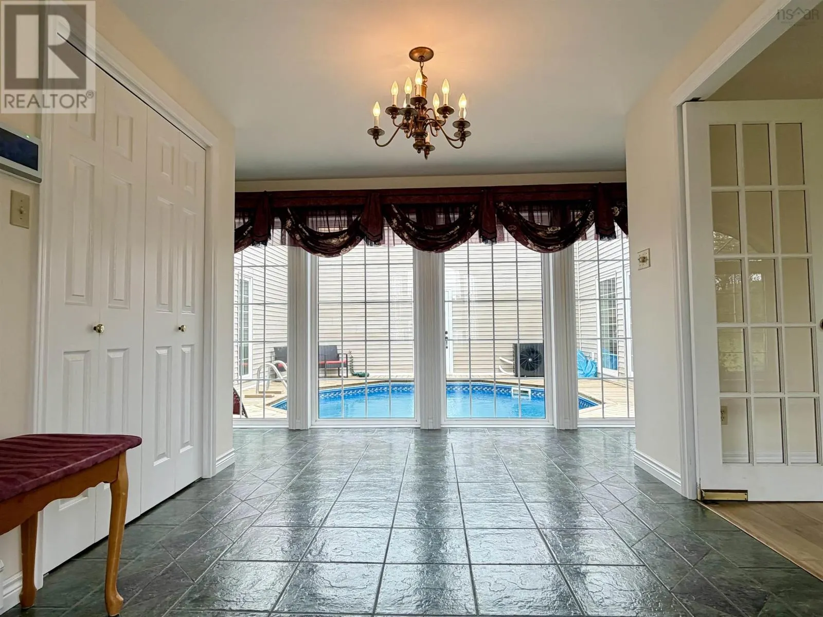 687 Coxheath Road